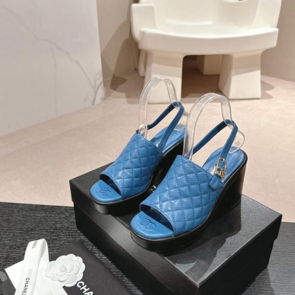 repliche,replica,perfette,siti di,affidabili,migliori siti,dove comprare,1:1,scarpe da ginnastica Tacchi alti Chanel doppia C con diamanti