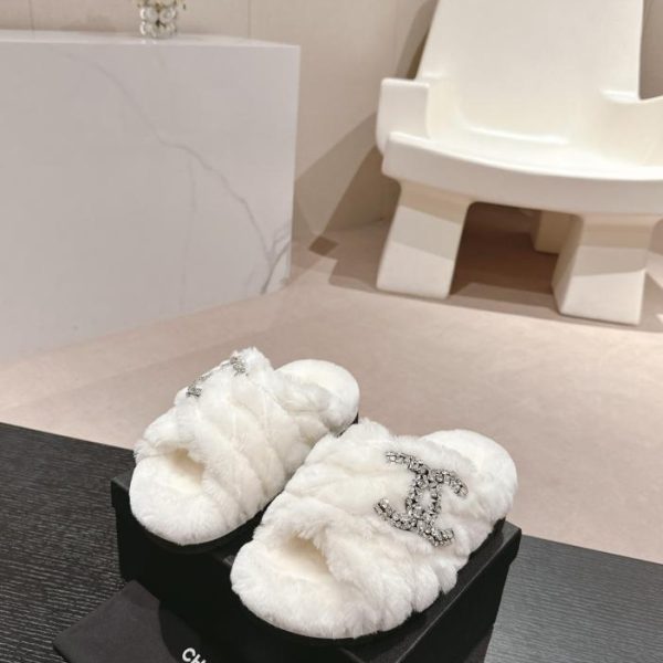 repliche,replica,perfette,siti di,affidabili,migliori siti,dove comprare,1:1,scarpe da ginnastica Chanel acquista scarpe pelose di qualità