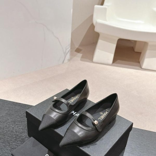 repliche,replica,perfette,siti di,affidabili,migliori siti,dove comprare,1:1,scarpe da ginnastica Scarpe Ma Lizhen a punta con perle di Chanel