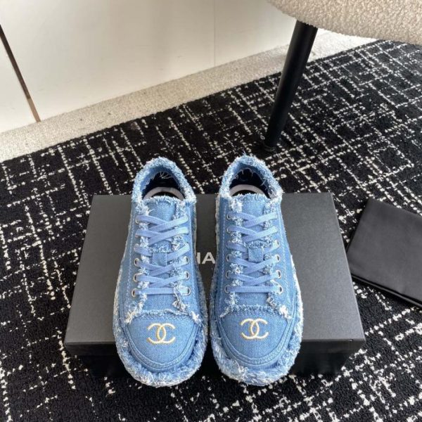 repliche,replica,perfette,siti di,affidabili,migliori siti,dove comprare,1:1,scarpe da ginnastica [Versione top] Le nuove scarpe di tela ricamate con nappe di Chanel