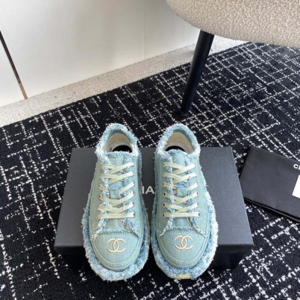 repliche,replica,perfette,siti di,affidabili,migliori siti,dove comprare,1:1,scarpe da ginnastica [Versione top] Le nuove scarpe di tela ricamate con nappe di Chanel