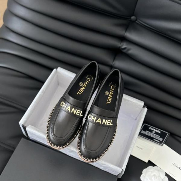 repliche,replica,perfette,siti di,affidabili,migliori siti,dove comprare,1:1,scarpe da ginnastica [Versione top] Nuovi mocassini con catena Chanel B