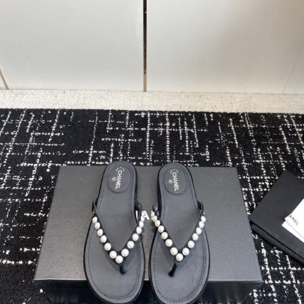 repliche,replica,perfette,siti di,affidabili,migliori siti,dove comprare,1:1,scarpe da ginnastica [Versione top] Chanel nuove infradito primavera estate con perle