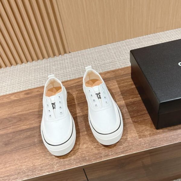 repliche,replica,perfette,siti di,affidabili,migliori siti,dove comprare,1:1,scarpe da ginnastica [Versione top] Chanel nuove scarpe bianche senza lacci in tela