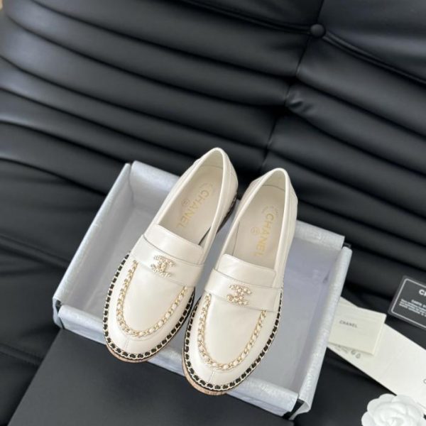 repliche,replica,perfette,siti di,affidabili,migliori siti,dove comprare,1:1,scarpe da ginnastica [Versione top] Nuovi mocassini con catena Chanel B