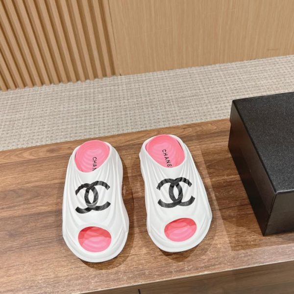 repliche,replica,perfette,siti di,affidabili,migliori siti,dove comprare,1:1,scarpe da ginnastica [Versione top] Pantofole Chanel con bocca di pesce e plateau