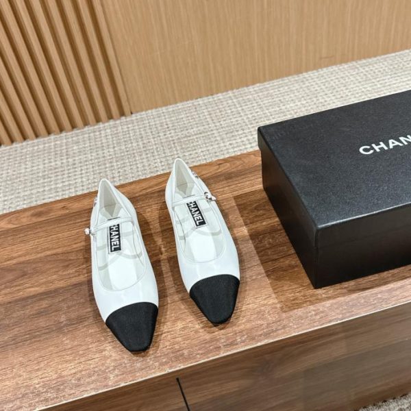 repliche,replica,perfette,siti di,affidabili,migliori siti,dove comprare,1:1,scarpe da ginnastica [Versione top] Ballerine Chanel Mary Jane con punta quadrata