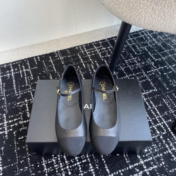 repliche,replica,perfette,siti di,affidabili,migliori siti,dove comprare,1:1,scarpe da ginnastica Agente d’acquisto scarpe Chanel Mary Jane