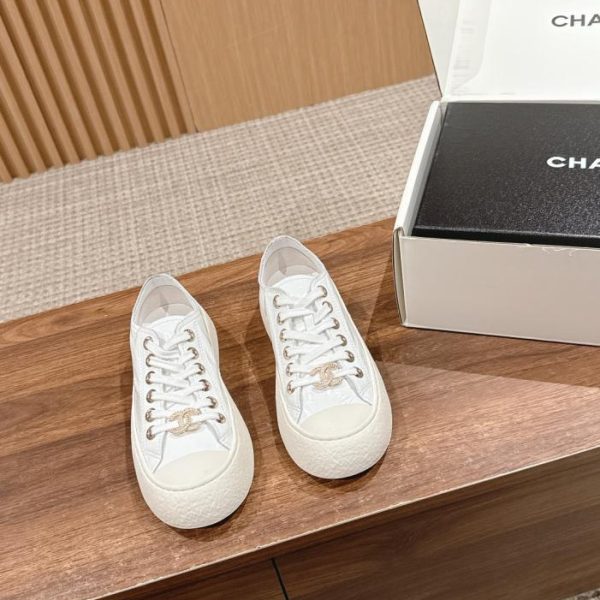 Chanel nuove scarpe da skate casual