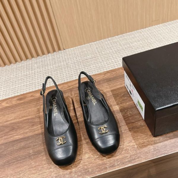 repliche,replica,perfette,siti di,affidabili,migliori siti,dove comprare,1:1,scarpe da ginnastica [Versione top] Chanel# gli ultimi sandali con tacco spesso e punta quadrata sul retro