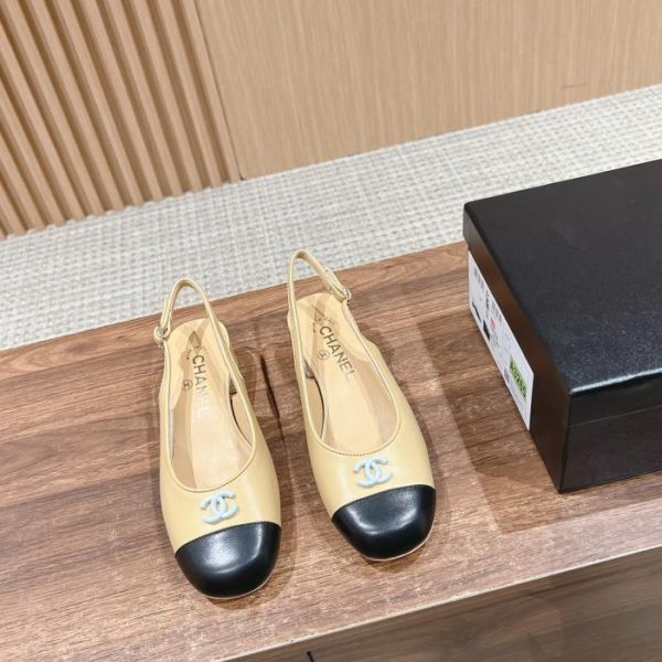 repliche,replica,perfette,siti di,affidabili,migliori siti,dove comprare,1:1,scarpe da ginnastica [Versione top] Chanel# gli ultimi sandali con tacco spesso e punta quadrata sul retro