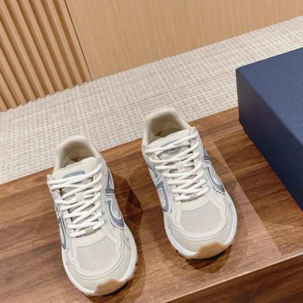 [Top] Le ultime scarpe casual di Dior per le coppie