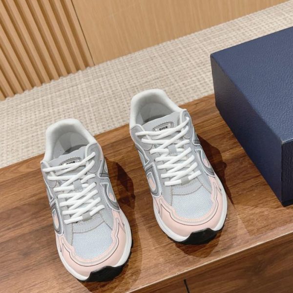 [Top] Le ultime scarpe casual di Dior per le coppie