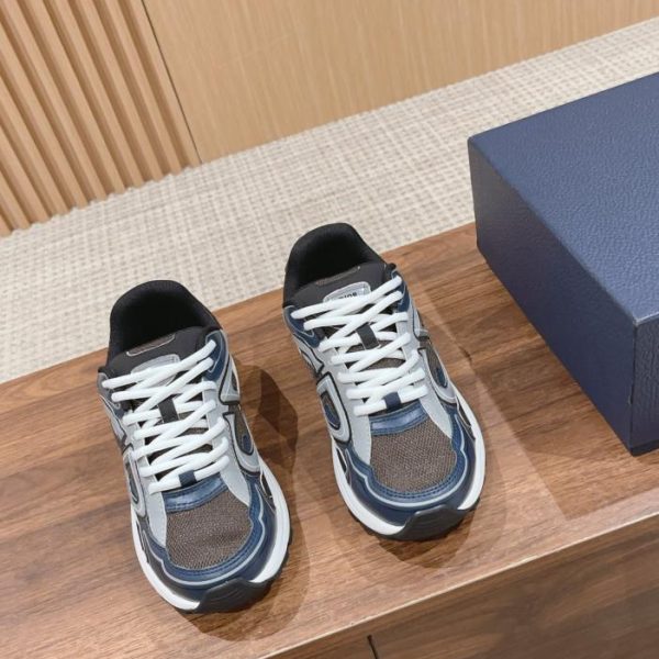 [Top] Le ultime scarpe casual di Dior per le coppie