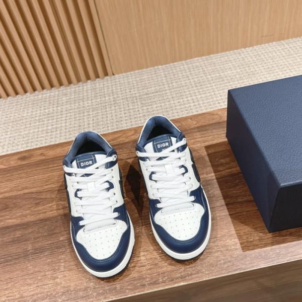 Coppia di scarpe da skate casual Dior