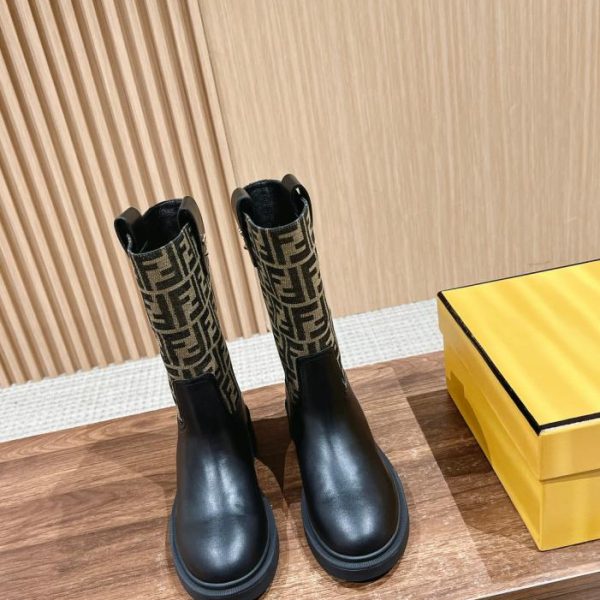 repliche,replica,perfette,siti di,affidabili,migliori siti,dove comprare,1:1,scarpe da ginnastica [Versione top] #Fendi nuovi stivaletti bassi autunnali e invernali