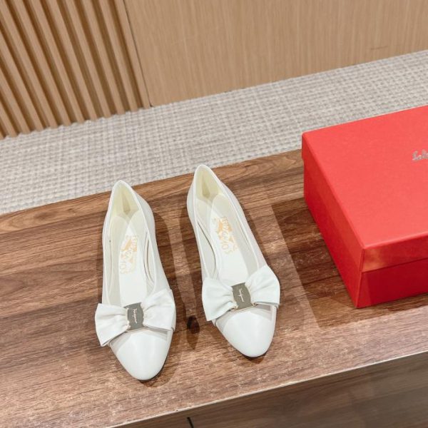 repliche,replica,perfette,siti di,affidabili,migliori siti,dove comprare,1:1,scarpe da ginnastica [Versione top] Ballerine Ferragamo