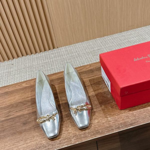 repliche,replica,perfette,siti di,affidabili,migliori siti,dove comprare,1:1,scarpe da ginnastica [Versione top] #Ferragamo nuove décolleté a fiocco