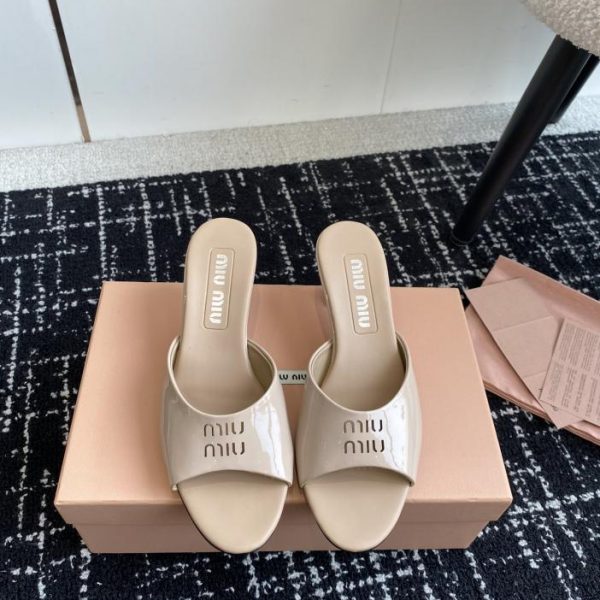 repliche,replica,perfette,siti di,affidabili,migliori siti,dove comprare,1:1,scarpe da ginnastica [Versione top] (10 cm) Sandali Miu Miu a bocca di pesce