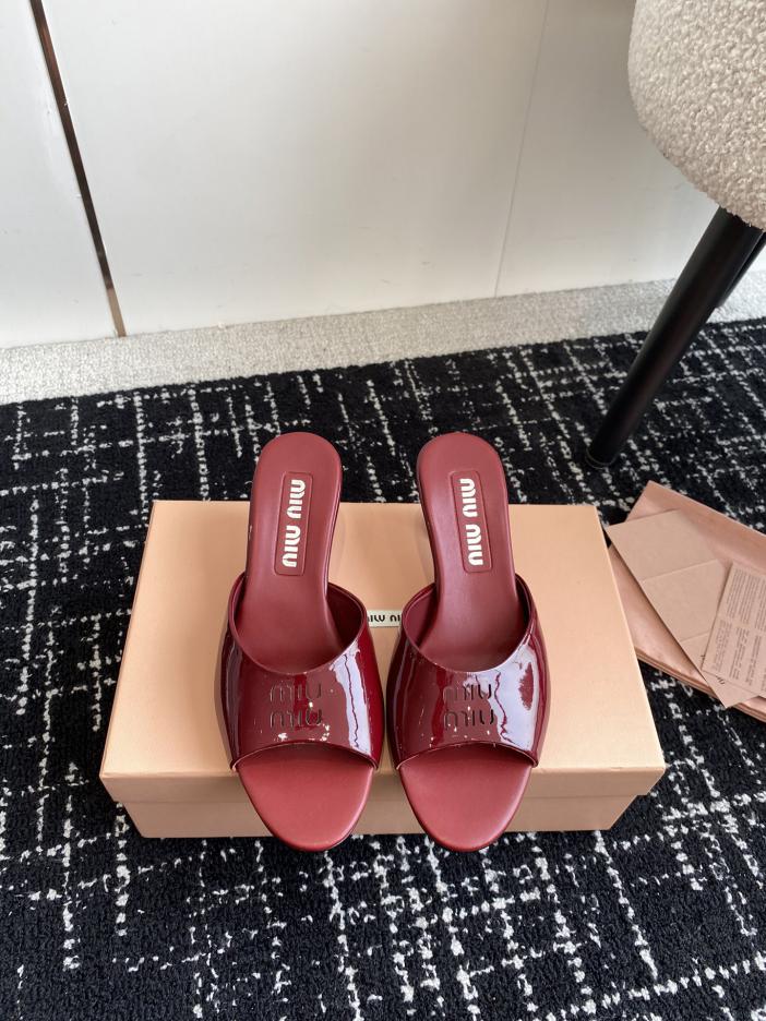 repliche,replica,perfette,siti di,affidabili,migliori siti,dove comprare,1:1,scarpe da ginnastica [Versione top] (10 cm) Sandali Miu Miu a bocca di pesce