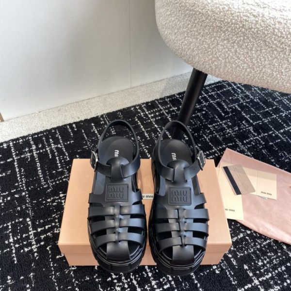 repliche,replica,perfette,siti di,affidabili,migliori siti,dove comprare,1:1,scarpe da ginnastica [Versione top] Miu Miu nuovi sandali con la suola spessa