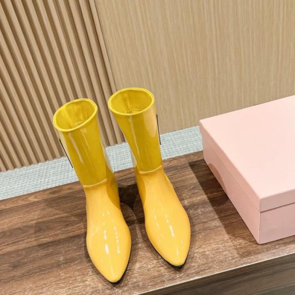 repliche,replica,perfette,siti di,affidabili,migliori siti,dove comprare,1:1,scarpe da ginnastica [Versione top] Miu Miu autunno e inverno stivaletti Chelsea a punta