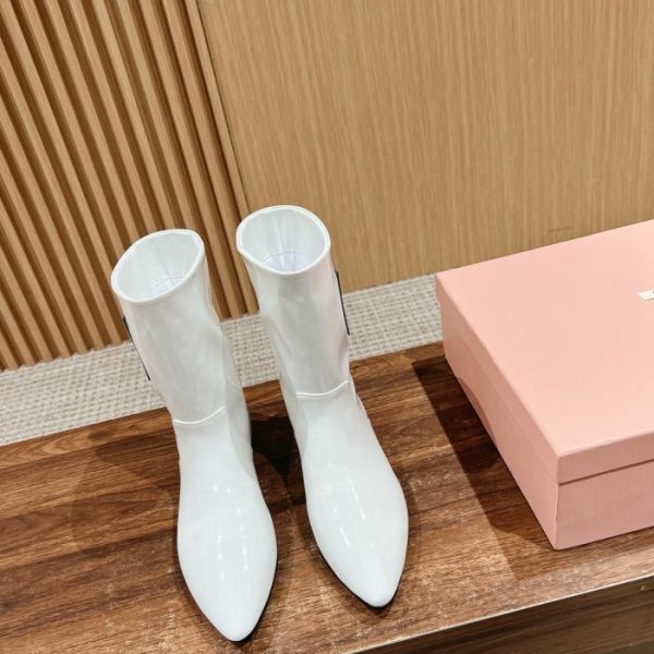 repliche,replica,perfette,siti di,affidabili,migliori siti,dove comprare,1:1,scarpe da ginnastica [Versione top] Miu Miu autunno e inverno stivaletti Chelsea a punta