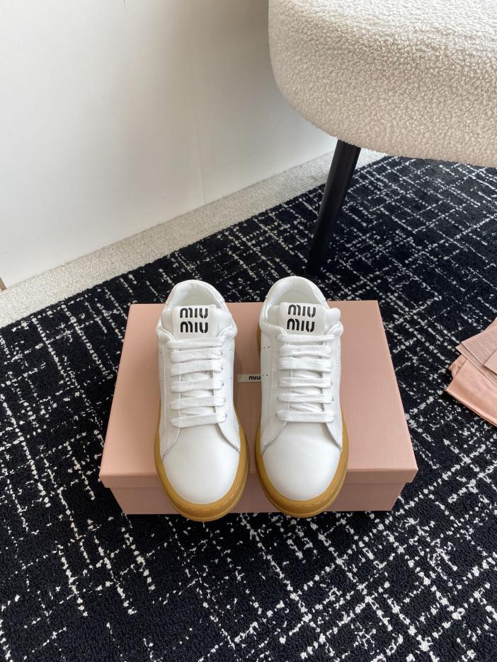 repliche,replica,perfette,siti di,affidabili,migliori siti,dove comprare,1:1,scarpe da ginnastica Agente d’acquisto Miu Miu 24ss nuove scarpe casual autunnali e invernali repliche,replica,perfette,siti di,affidabili,migliori siti,dove comprare,1:1,scarpe da ginnastica Agente d’acquisto Miu Miu 24ss nuove scarpe casual autunnali e invernali