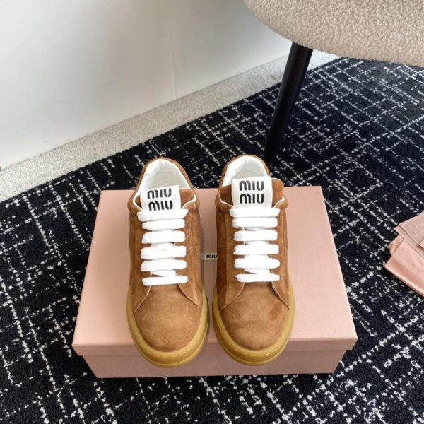 repliche,replica,perfette,siti di,affidabili,migliori siti,dove comprare,1:1,scarpe da ginnastica Agente d’acquisto Miu Miu 24ss nuove scarpe casual autunnali e invernali