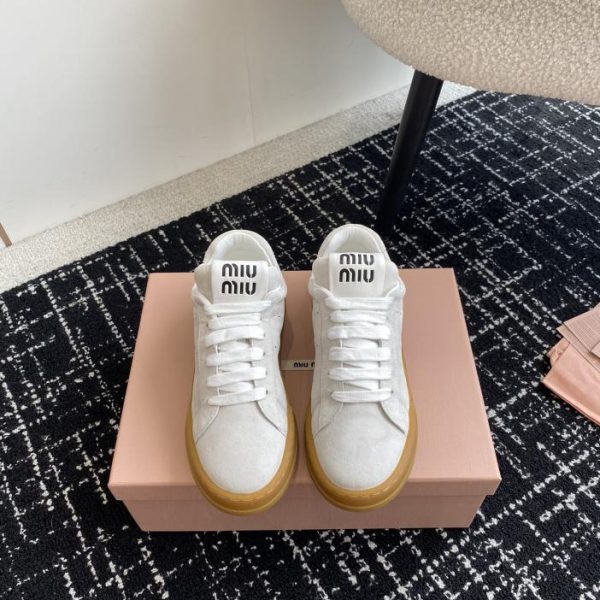 Agente d'acquisto Miu Miu 24ss nuove scarpe casual autunnali e invernali