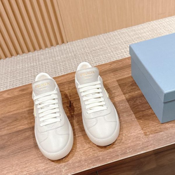 repliche,replica,perfette,siti di,affidabili,migliori siti,dove comprare,1:1,scarpe da ginnastica Prada nuove scarpe bianche
