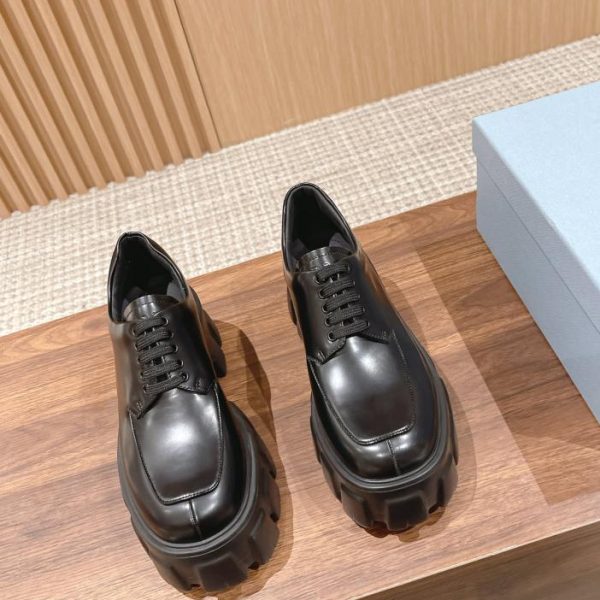 repliche,replica,perfette,siti di,affidabili,migliori siti,dove comprare,1:1,scarpe da ginnastica [Versione top] Prada classiche scarpe con cinturino in pelle Oxford