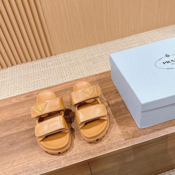repliche,replica,perfette,siti di,affidabili,migliori siti,dove comprare,1:1,scarpe da ginnastica [Versione top] Sandali Prada in feltro diavolo