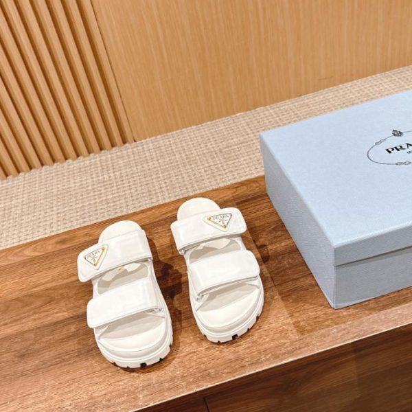repliche,replica,perfette,siti di,affidabili,migliori siti,dove comprare,1:1,scarpe da ginnastica [Versione top] Sandali Prada in feltro diavolo