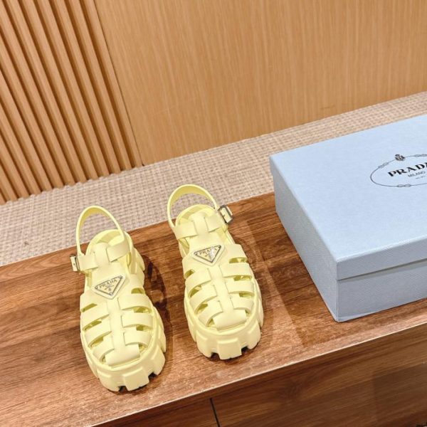 repliche,replica,perfette,siti di,affidabili,migliori siti,dove comprare,1:1,scarpe da ginnastica Nuovi sandali Prada