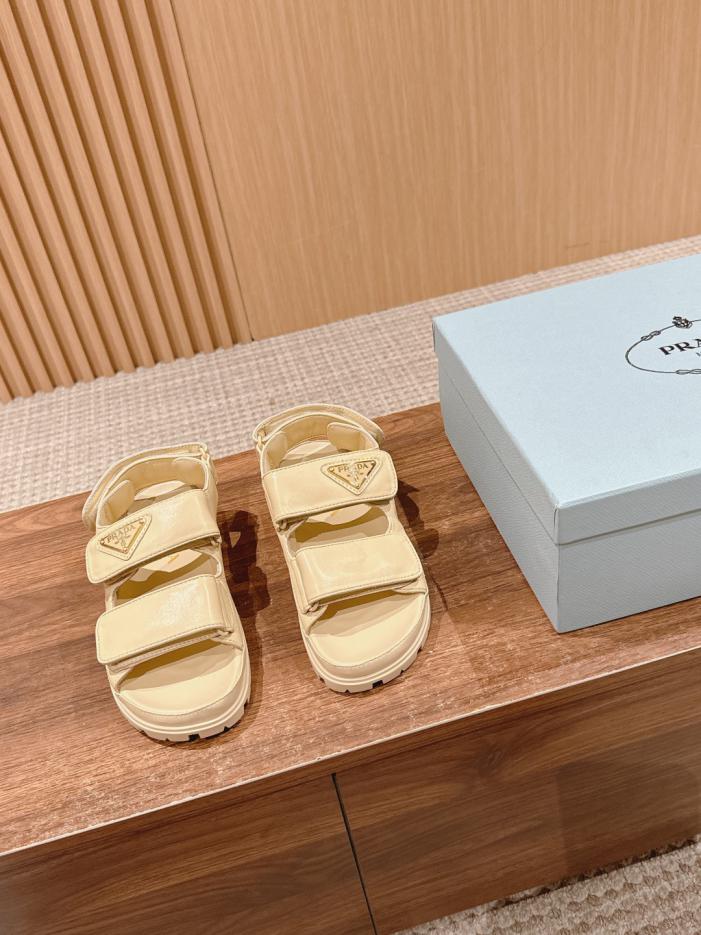 repliche,replica,perfette,siti di,affidabili,migliori siti,dove comprare,1:1,scarpe da ginnastica Sandali Prada in feltro diavolo repliche,replica,perfette,siti di,affidabili,migliori siti,dove comprare,1:1,scarpe da ginnastica Sandali Prada in feltro diavolo