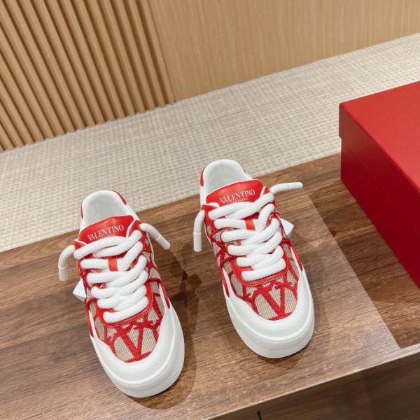 repliche,replica,perfette,siti di,affidabili,migliori siti,dove comprare,1:1,scarpe da ginnastica [Versione top] Valentino nuove sneakers basse rivettate