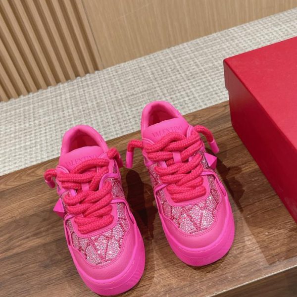 repliche,replica,perfette,siti di,affidabili,migliori siti,dove comprare,1:1,scarpe da ginnastica [Versione top] Valentino nuove sneakers basse rivettate