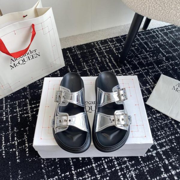 repliche,replica,perfette,siti di,affidabili,migliori siti,dove comprare,1:1,scarpe da ginnastica Agente d’acquisto Alexander McQueen sandali in gelatina con la suola spessa