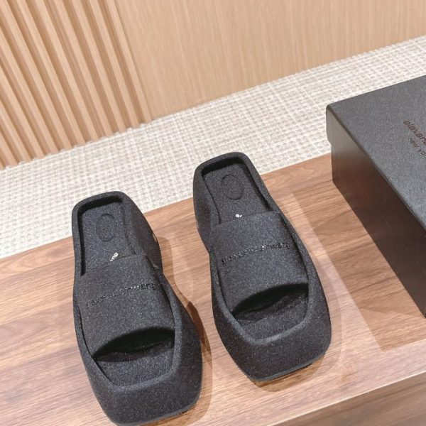 [Versione top] Ciabatte Alexander Wang con punta quadrata e suola spessa