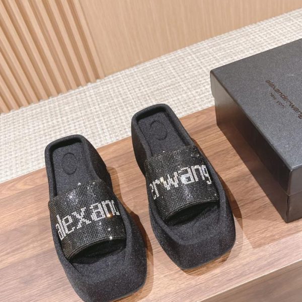 [Versione top] Ciabatte Alexander Wang con punta quadrata e suola spessa