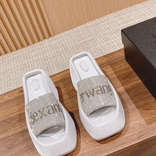 [Versione top] Ciabatte Alexander Wang con punta quadrata e suola spessa