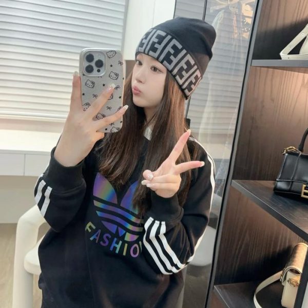 L'ultimo cappello in maglia di lana di Fendi, unisex