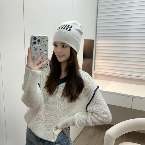 L'ultimo cappello in maglia di lana di MiuMiu, unisex