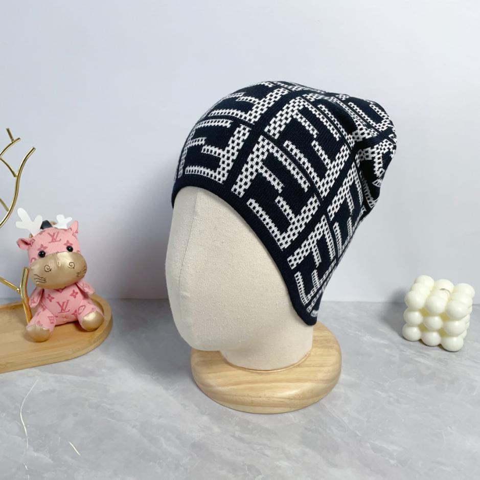 repliche,replica,perfette,siti di,affidabili,migliori siti,dove comprare,1:1,scarpe da ginnastica L’ultimo cappello in maglia di lana di Fendi, unisex repliche,replica,perfette,siti di,affidabili,migliori siti,dove comprare,1:1,scarpe da ginnastica L’ultimo cappello in maglia di lana di Fendi, unisex