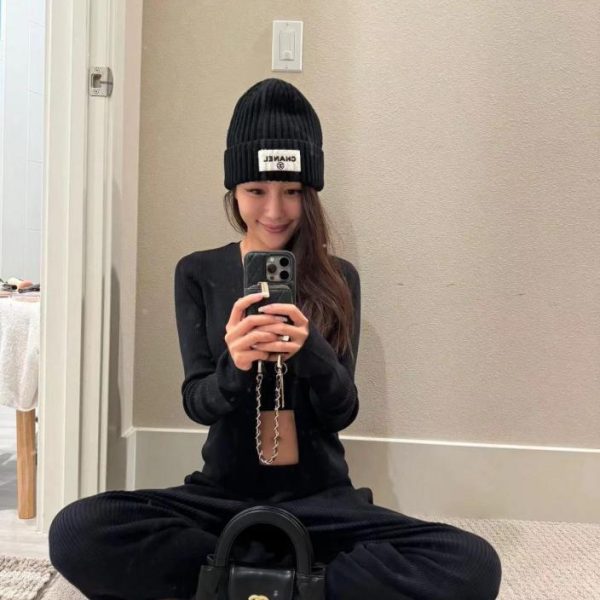 repliche,replica,perfette,siti di,affidabili,migliori siti,dove comprare,1:1,scarpe da ginnastica Cappello Chanel in lana autunnale e invernale