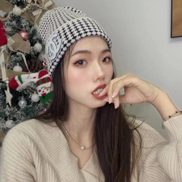 repliche,replica,perfette,siti di,affidabili,migliori siti,dove comprare,1:1,scarpe da ginnastica Cappello Chanel in lana autunnale e invernale