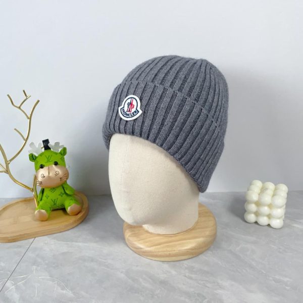 repliche,replica,perfette,siti di,affidabili,migliori siti,dove comprare,1:1,scarpe da ginnastica MONCLER berretto lavorato a maglia ultimo berretto lavorato a maglia di lana