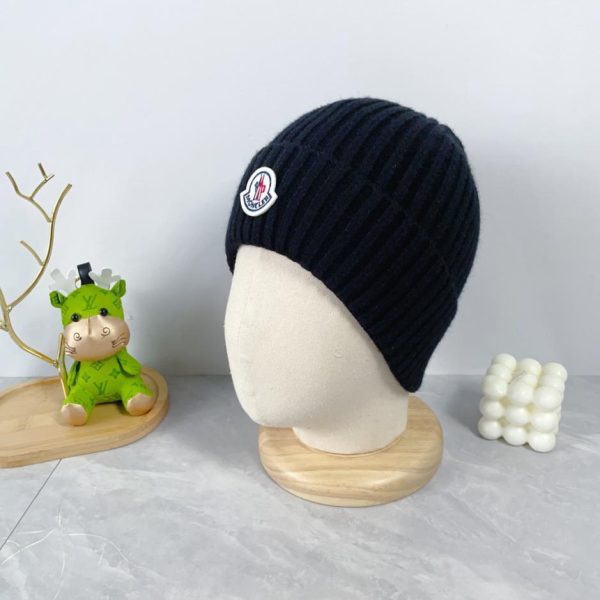 repliche,replica,perfette,siti di,affidabili,migliori siti,dove comprare,1:1,scarpe da ginnastica MONCLER berretto lavorato a maglia ultimo berretto lavorato a maglia di lana
