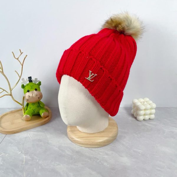 repliche,replica,perfette,siti di,affidabili,migliori siti,dove comprare,1:1,scarpe da ginnastica L’ultimo cappello lavorato a maglia di lana di Louis Vuitton